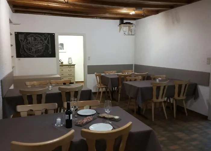 Maya Joie Herberg 2*